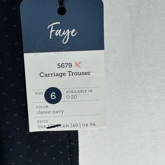 Cabi NWT Faye Carriage Pants Style 5679 Sz 6 - Picture 2 of 7